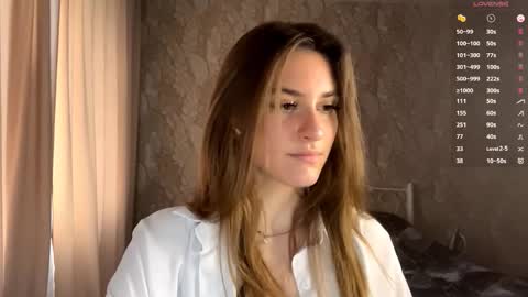 Snapshot of odelinabain chatting on 10/12/25, 09:08 Mia online show from 10/12/25, 09:08