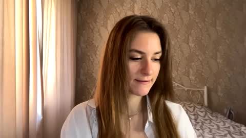 Snapshot of odelinabain chatting on 10/18/25, 08:59 Mia online show from 10/18/25, 08:59