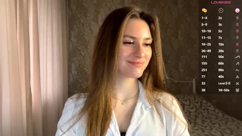 Snapshot of odelinabain chatting on 12/03/25, 09:07 Mia online show from 12/03/25, 09:07