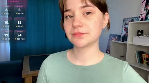 Snapshot of odellabowman chatting on 05/17/26, 07:17 Night Odella Bowman Julia online show from 05/17/26, 07:17