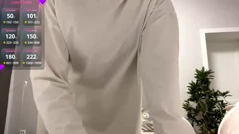 Aneta Bruno online show from 10/22/25, 05:13