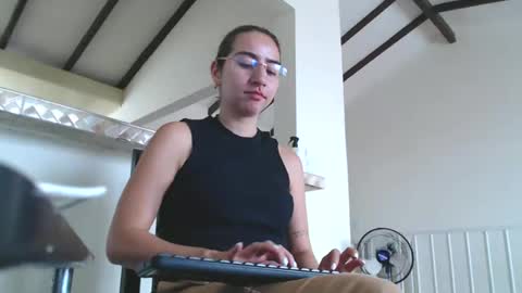 Val online show from 02/21/25, 07:21