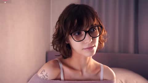 Thea online show from 12/05/25, 06:37