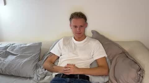 Twink Odin online show from 09/21/25, 10:00