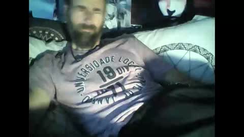 Snapshot of oedipe666 chatting on 12/22/25, 02:14 oedipe666cam online show from 12/22/25, 02:14