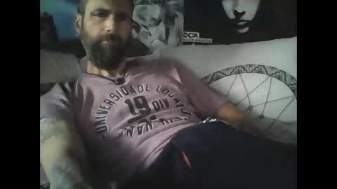 Snapshot of oedipe666 chatting on 01/06/26, 03:38 oedipe666cam online show from 01/06/26, 03:38