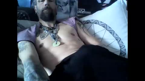 Snapshot of oedipe666 chatting on 03/05/26, 02:24 oedipe666cam online show from 03/05/26, 02:24