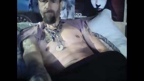Snapshot of oedipe666 chatting on 03/07/26, 05:26 oedipe666cam online show from 03/07/26, 05:26