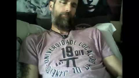 Snapshot of oedipe666 chatting on 06/03/26, 12:19 oedipe666cam online show from 06/03/26, 12:19