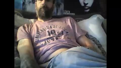 Snapshot of oedipe666 chatting on 06/08/26, 05:46 oedipe666cam online show from 06/08/26, 05:46