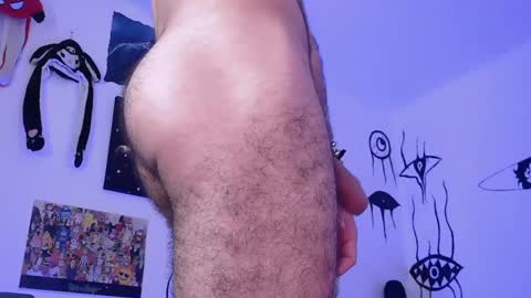 Snapshot of oezack__ chatting on 02/22/25, 09:23 Zack online show from 02/22/25, 09:23