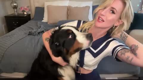 Snapshot of officiallyonlytams chatting on 09/22/25, 03:58 Tams online show from 09/22/25, 03:58