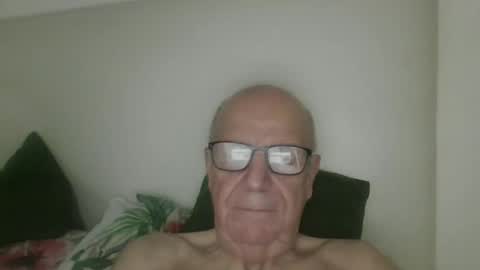 oggi95 online show from 10/19/25, 05:13