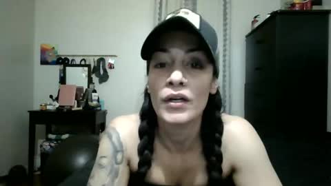 Lit en Cama online show from 10/21/25, 05:30