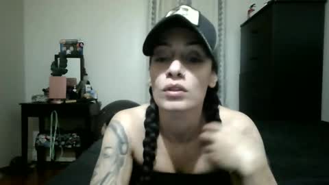 Snapshot of oglitcouple chatting on 11/30/25, 07:23 Lit en Cama online show from 11/30/25, 07:23