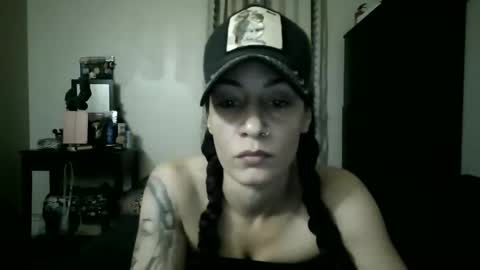 Snapshot of oglitcouple chatting on 12/05/25, 01:47 Lit en Cama online show from 12/05/25, 01:47