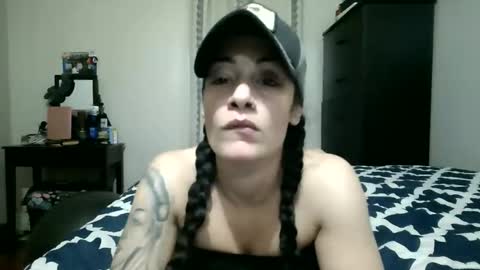 Snapshot of oglitcouple chatting on 12/18/25, 05:13 Lit en Cama online show from 12/18/25, 05:13