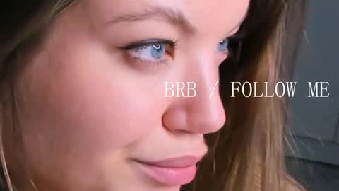 Snapshot of oh_adaline chatting on 11/15/25, 10:26 Adaline new account - help me get new subscribers 3 online show from 11/15/25, 10:26