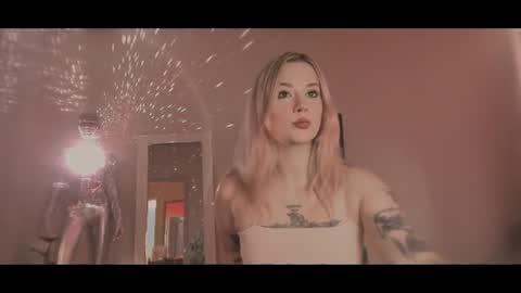 your dear Lilith Chapman online show from 06/26/26, 01:15