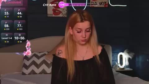 oh_my_julia online show from 10/28/25, 11:36