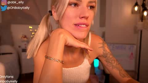 Snapshot of ohbabykelly chatting on 12/15/24, 12:29 Kelly online show from 12/15/24, 12:29