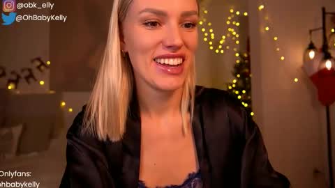 Snapshot of ohbabykelly chatting on 12/19/24, 01:07 Kelly online show from 12/19/24, 01:07
