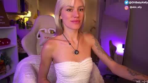 Kelly online show from 11/10/25, 01:59