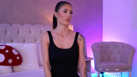 Snapshot of ohhaisha chatting on 11/24/25, 07:41 ohhaisha online show from 11/24/25, 07:41