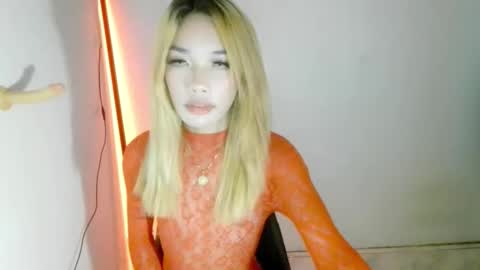 ohmyalessandraxcx online show from 09/19/25, 01:45