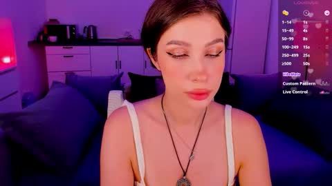 Light  online show from 11/21/25, 10:19