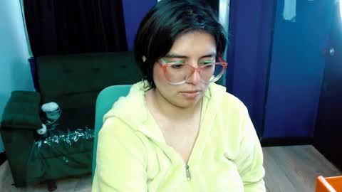 ohmysqueak online show from 04/10/26, 11:37