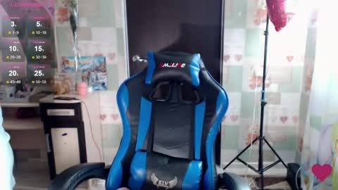 Snapshot of ohnata chatting on 11/18/25, 04:50 Eve every day Moscow time from 8 am to 16 pm online show from 11/18/25, 04:50