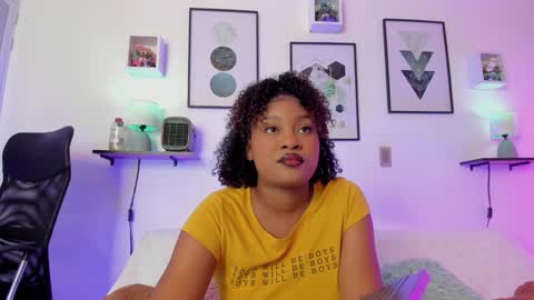 Snapshot of ohrianagibson chatting on 12/03/24, 12:24  g  online show from 12/03/24, 12:24