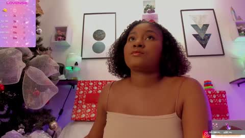 Snapshot of ohrianagibson chatting on 12/28/24, 01:29  g  online show from 12/28/24, 01:29