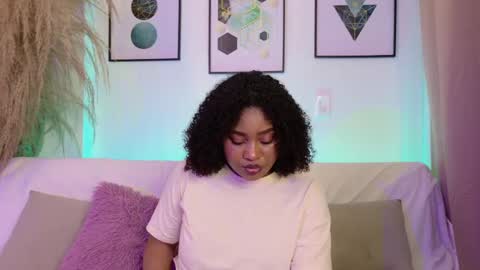 Snapshot of ohrianagibson chatting on 10/07/25, 02:31  g  online show from 10/07/25, 02:31