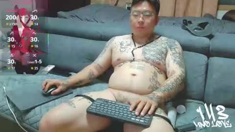 Snapshot of ohshxt chatting on 06/22/26, 04:37 ohshxt online show from 06/22/26, 04:37