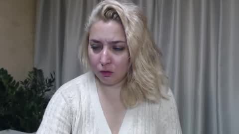 Iren online show from 10/02/25, 06:31