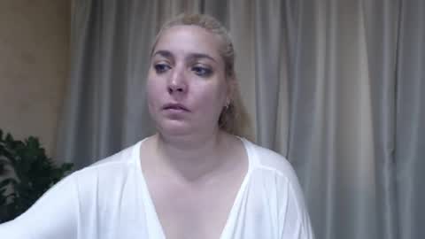 Iren online show from 06/10/26, 06:12
