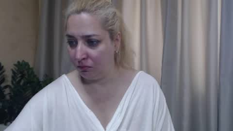 Iren online show from 06/19/26, 05:12