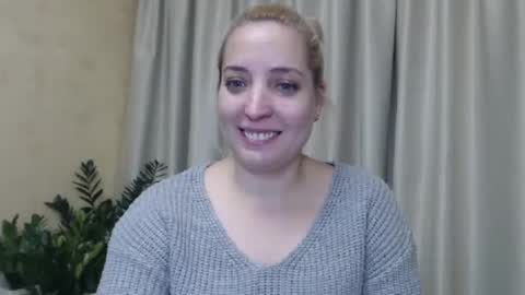 Mari online show from 12/12/24, 07:04