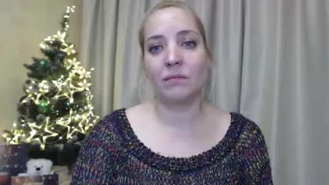 Mari online show from 12/22/24, 05:42