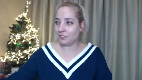 Mari online show from 12/27/24, 11:50