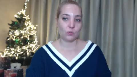 Mari online show from 12/27/24, 02:54