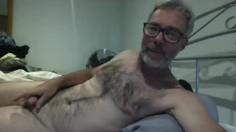 oiledcouple1 online show from 10/28/25, 09:02