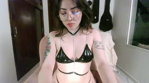 Skylar online show from 12/07/24, 12:08