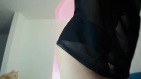 Skylar online show from 03/04/25, 02:17