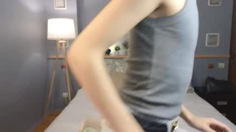 Ami online show from 09/20/25, 01:12