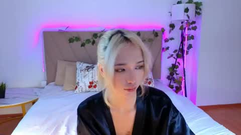 Ami online show from 06/12/26, 10:47