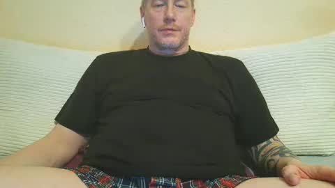 Snapshot of olavdelux chatting on 03/01/26, 09:50 olavdelux online show from 03/01/26, 09:50