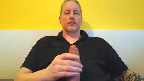 Snapshot of olavdelux chatting on 03/26/26, 02:22 olavdelux online show from 03/26/26, 02:22
